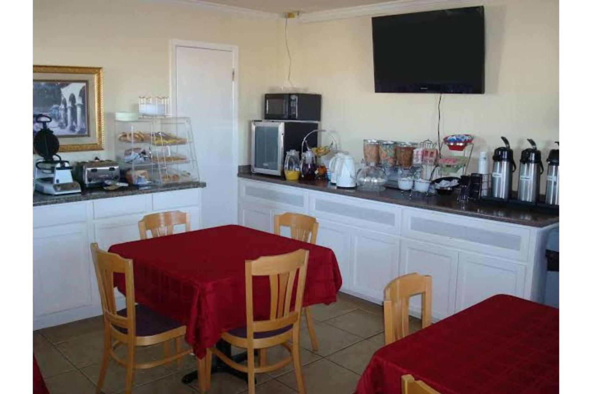 Route 66 Inn & Suites By Oyo Vega Tx Εξωτερικό φωτογραφία