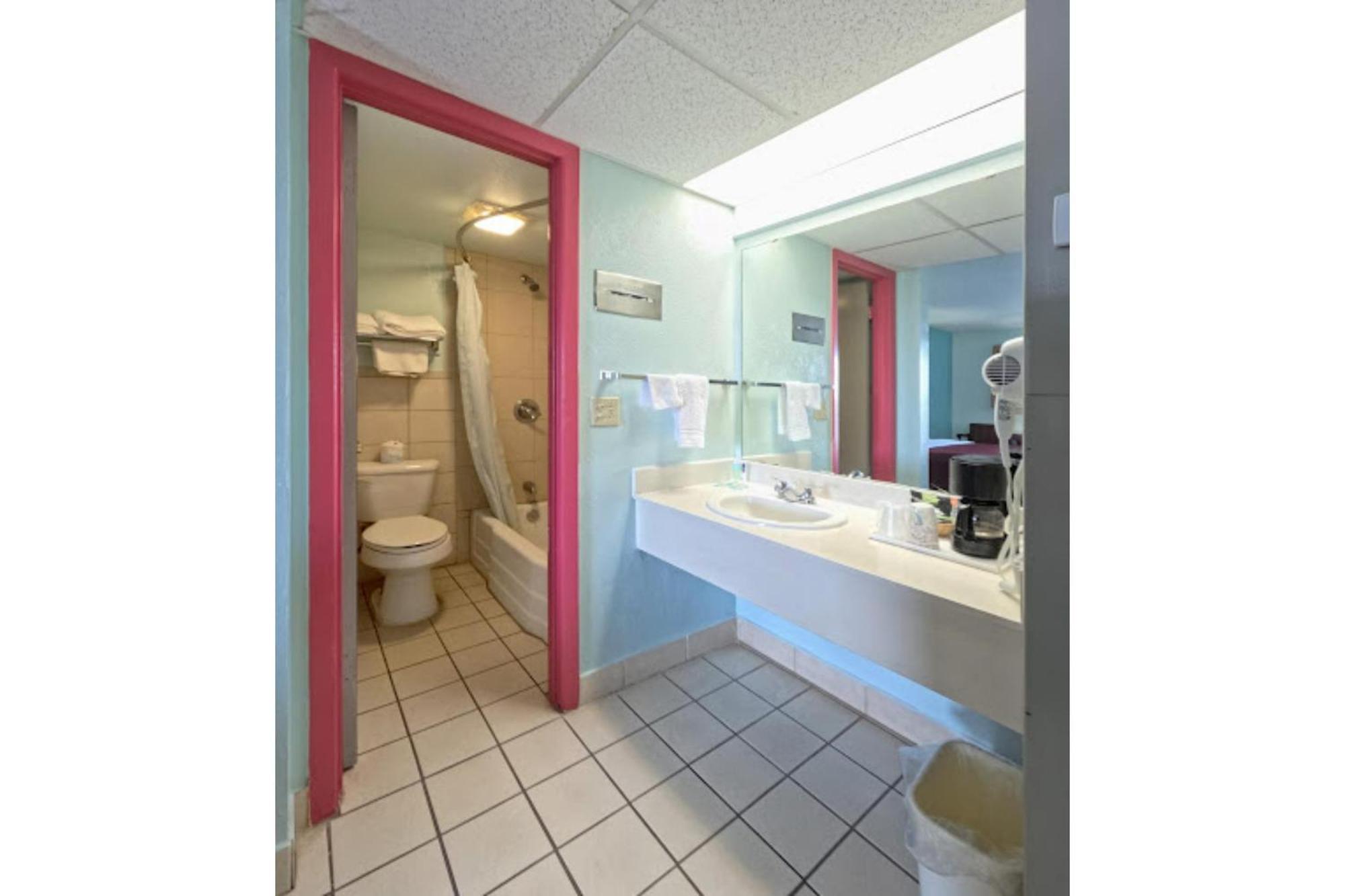 Route 66 Inn & Suites By Oyo Vega Tx Εξωτερικό φωτογραφία