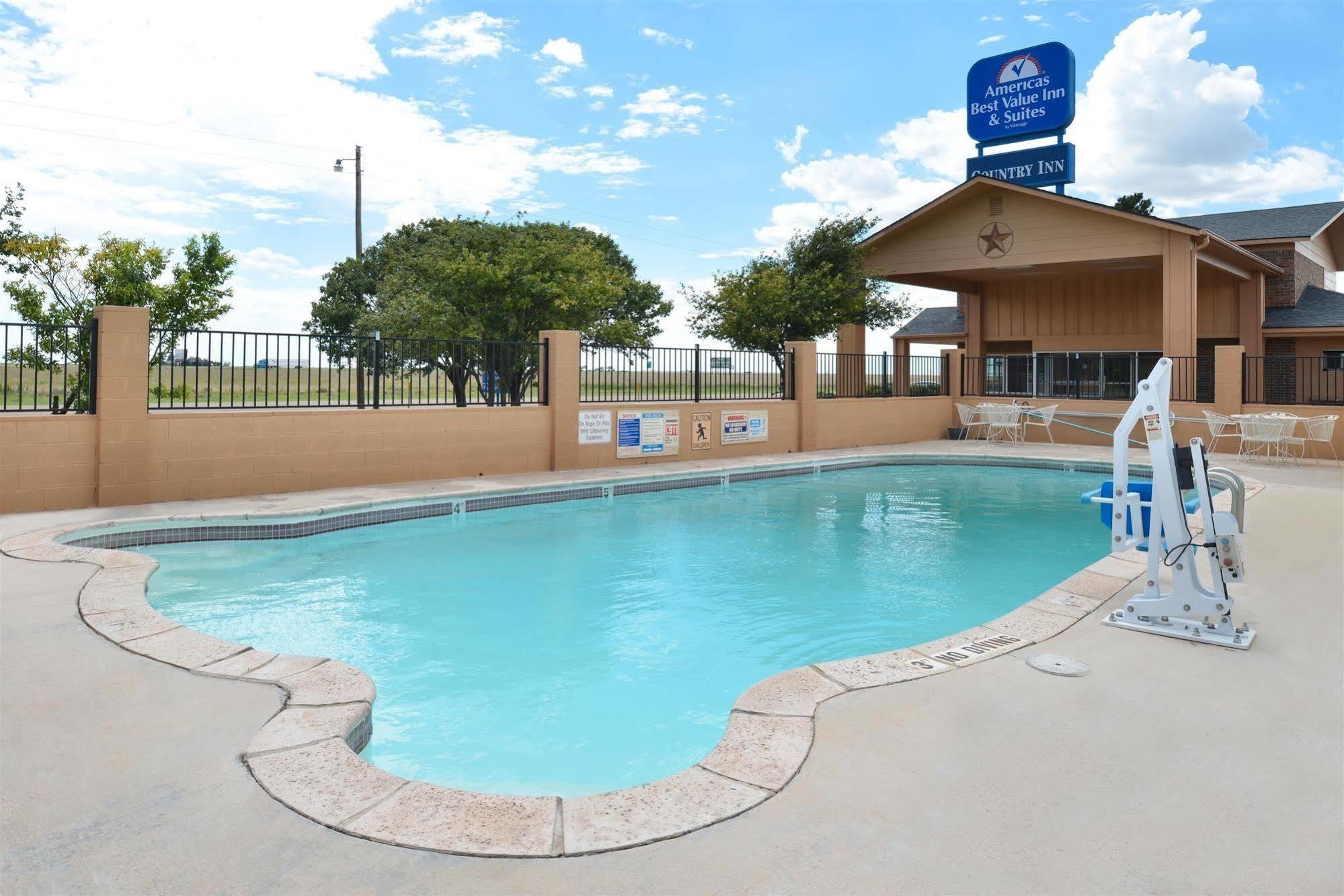 Route 66 Inn & Suites By Oyo Vega Tx Εξωτερικό φωτογραφία
